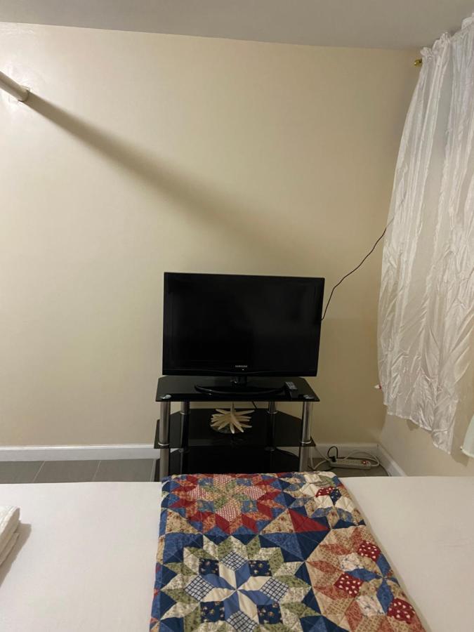 A Delightful Room In Queens New York Buitenkant foto