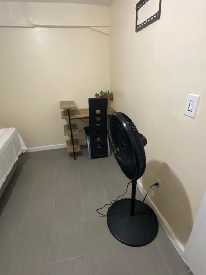 A Delightful Room In Queens New York Buitenkant foto